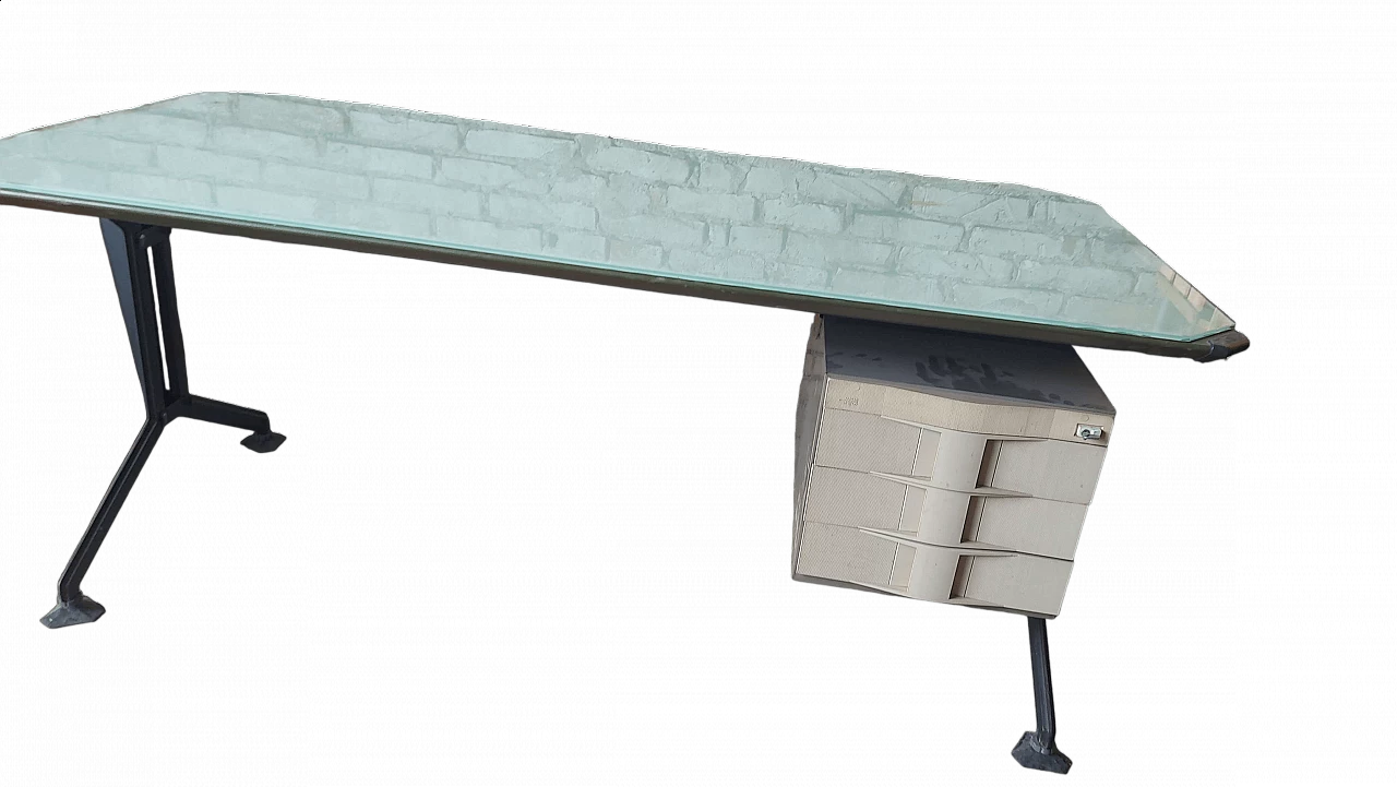 Scrivania pieghevole con tre cassetti di Olivetti, anni '70 6