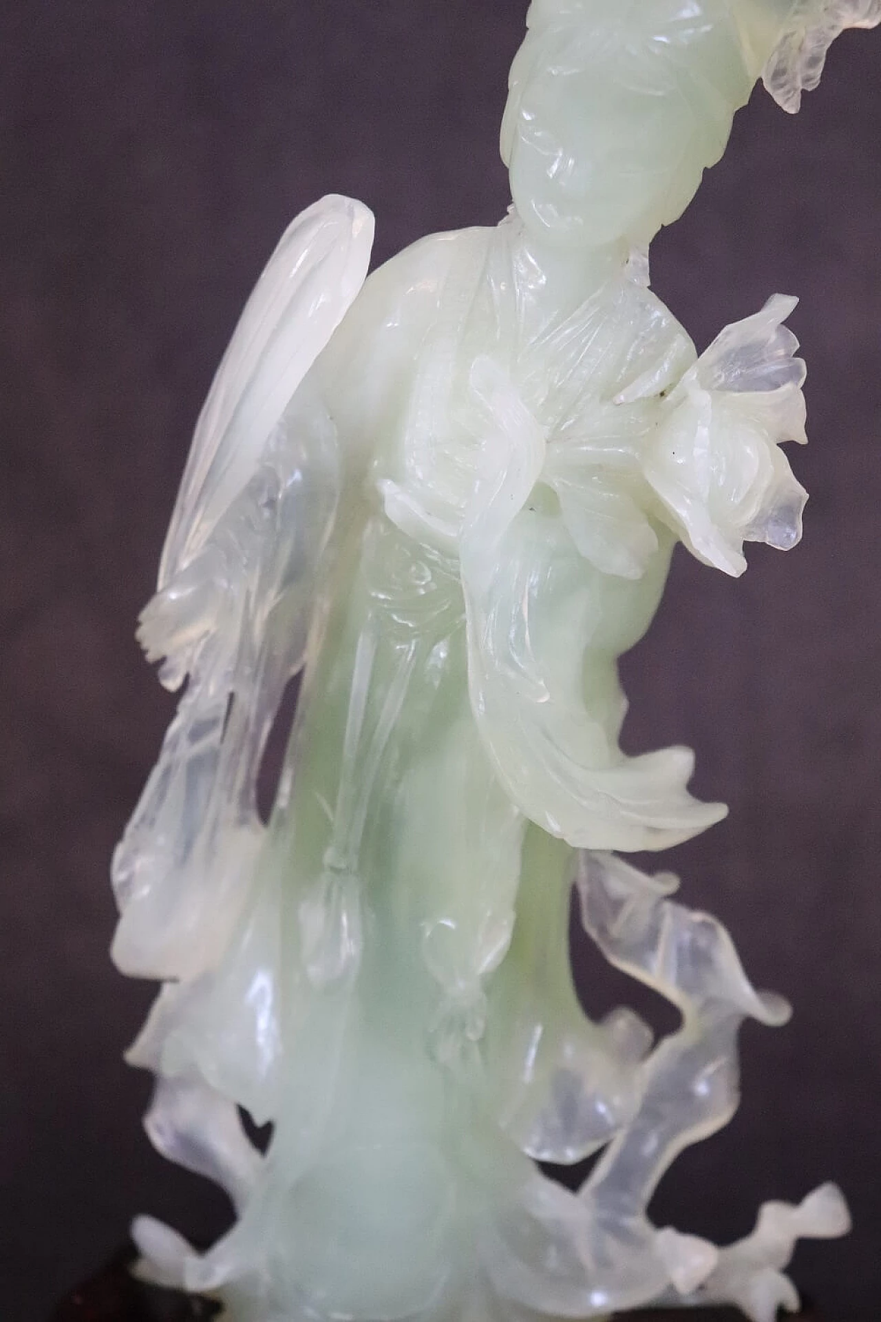 Chinese carved jade geisha sculpture with wood base 3