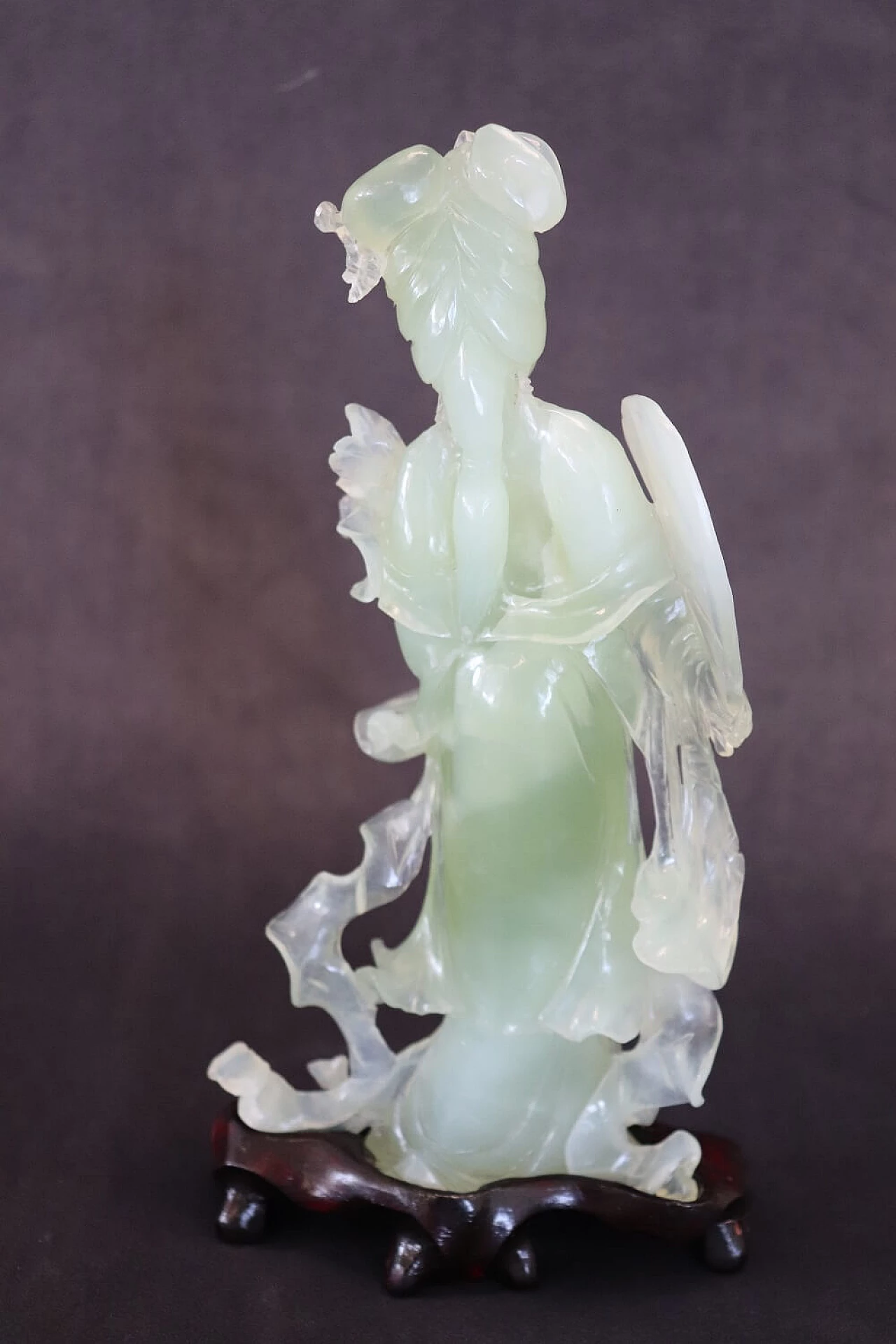 Chinese carved jade geisha sculpture with wood base 6