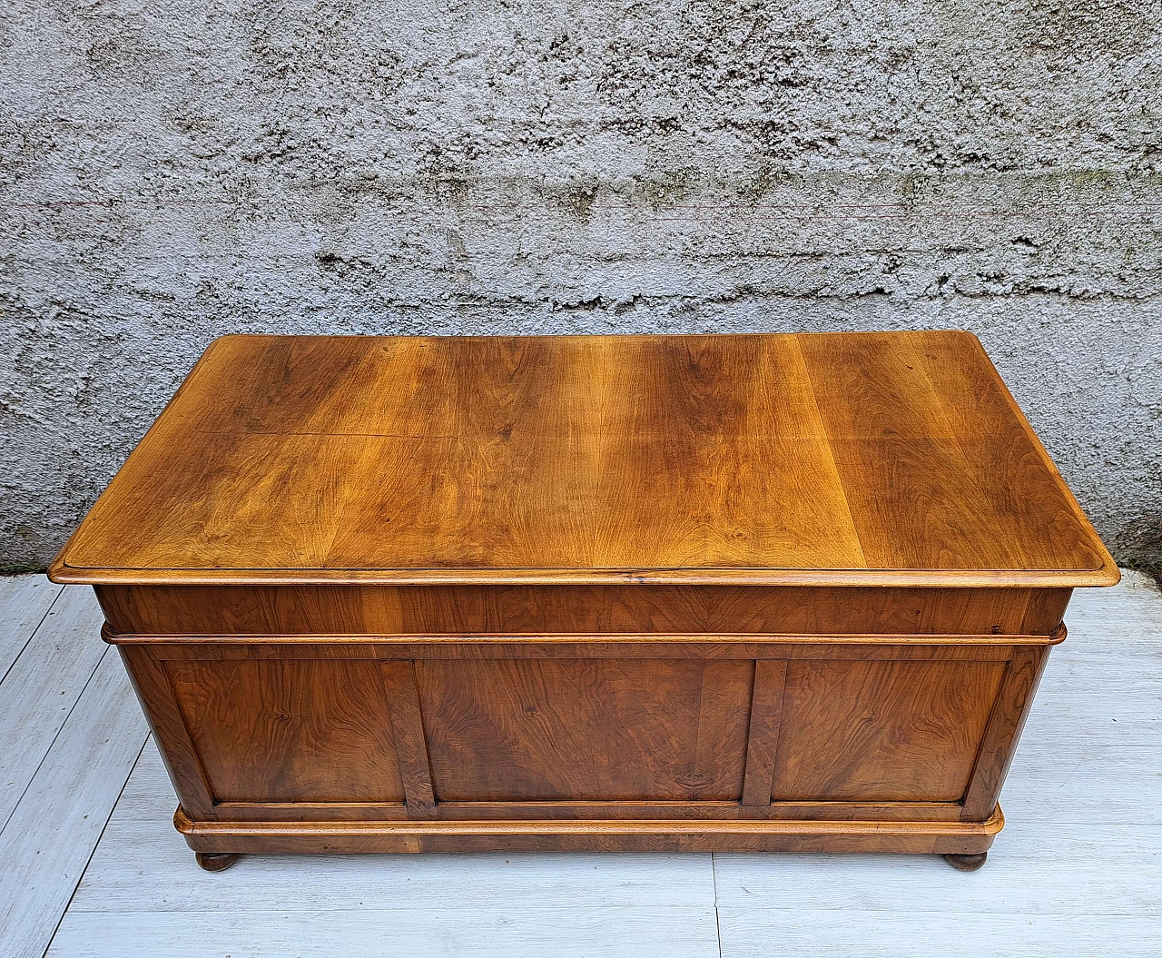 Walnut desk with drawers, 19th century 4