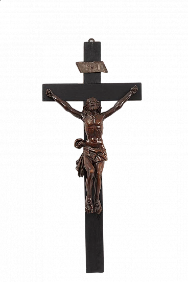 Neapolitan carved lime wood crucifix, first half of the 18th century