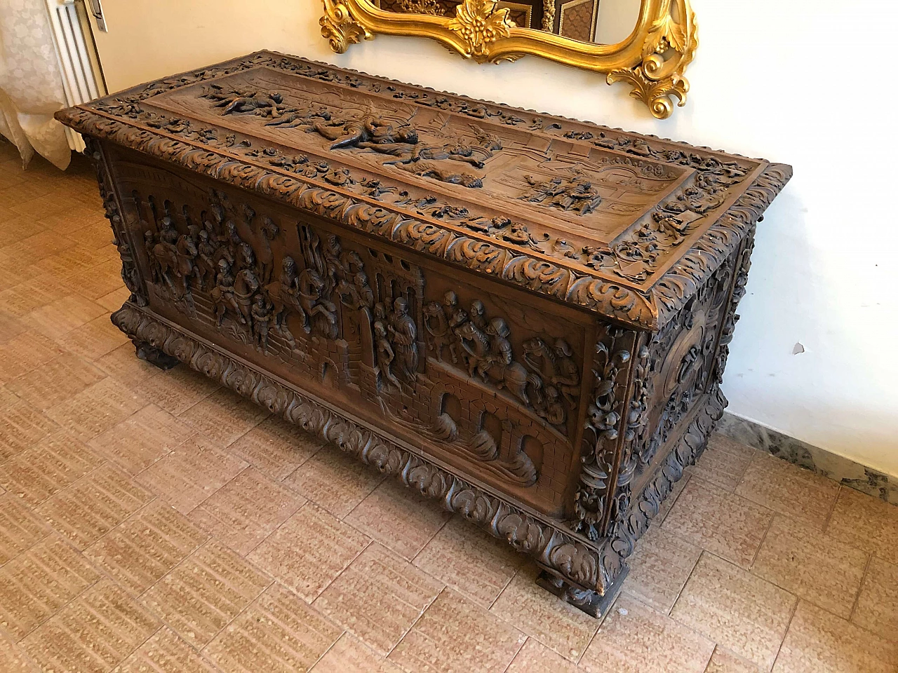 Carved solid wood sideboard, first half of the 19th century 1