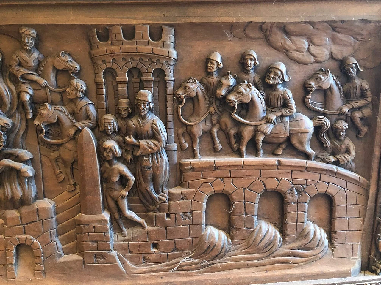 Carved solid wood sideboard, first half of the 19th century 4