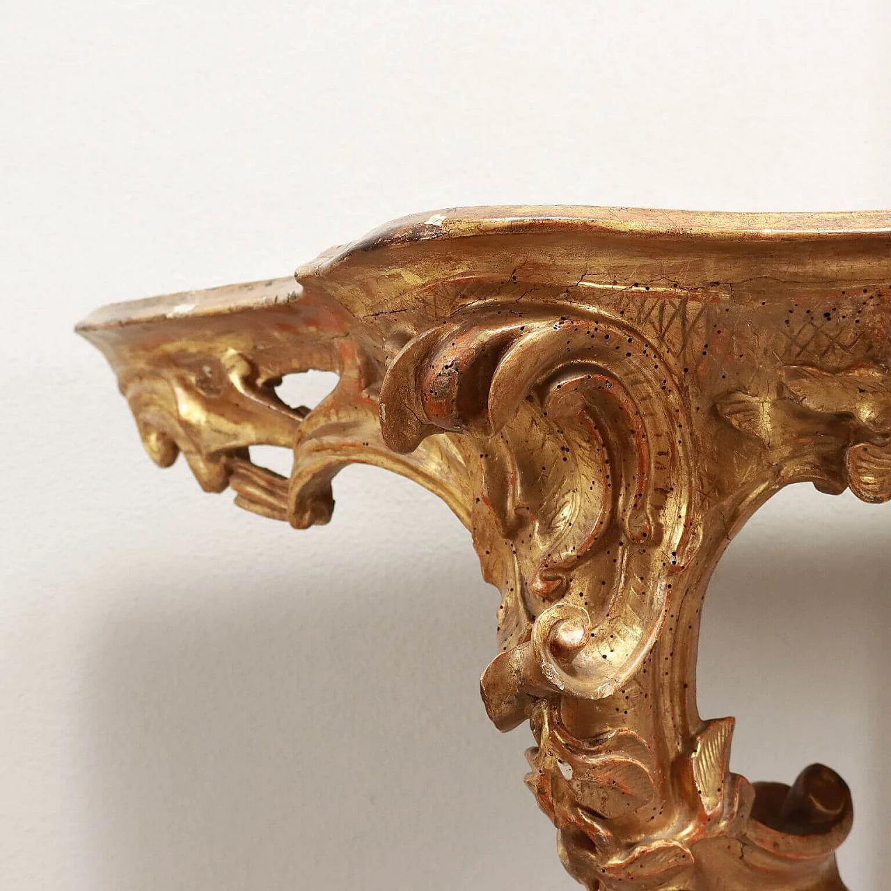 Drop-shaped console table in carved and gilded wood with curved legs, 19th century 3