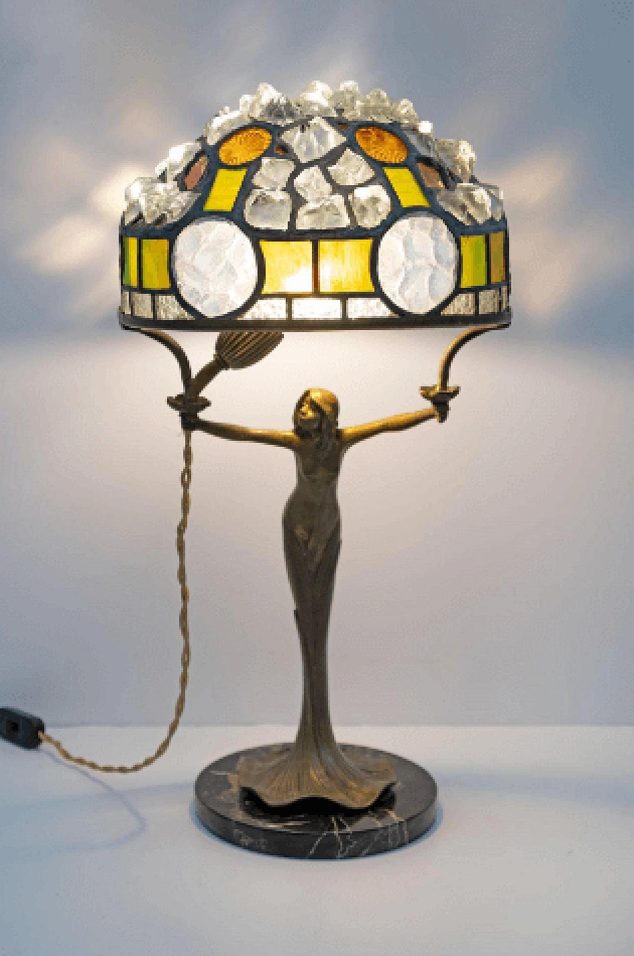 Lampada da tavolo Art Nouveau stile Tiffany in ottone, vetro e cristallo, anni '30 7