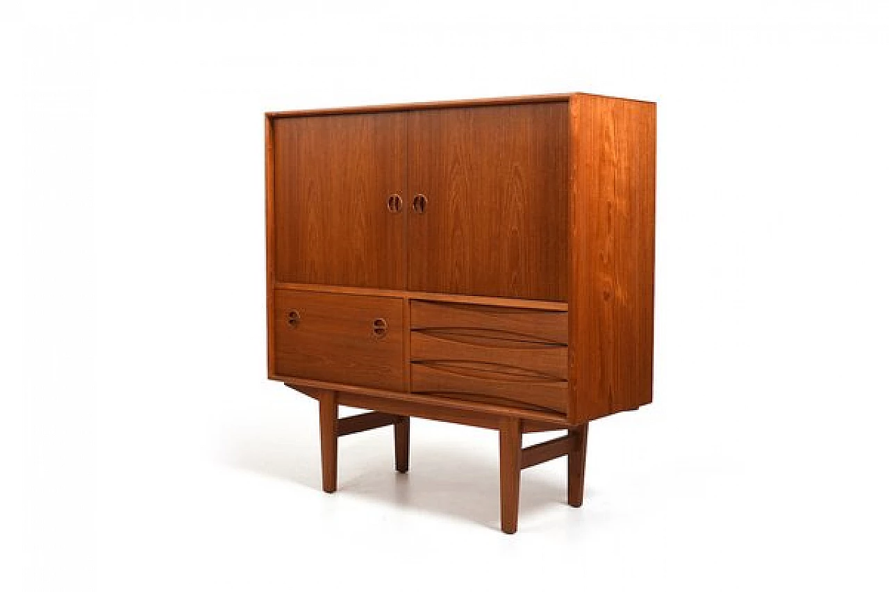 Credenza in teak attribuita a Niels Clausen per N. C. Møbler, anni '60 3