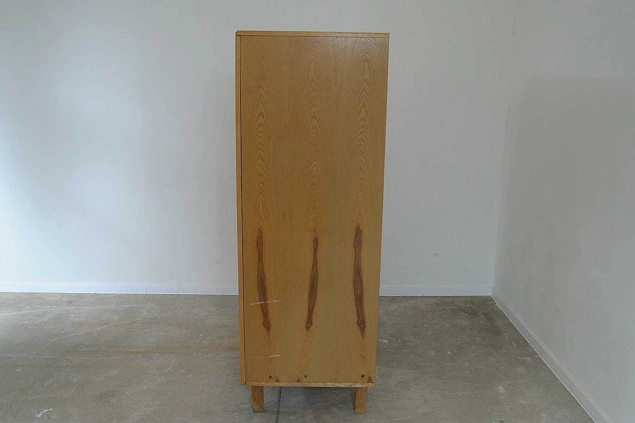 Armadio in frassino e compensato di Nový Domov, anni '70 13