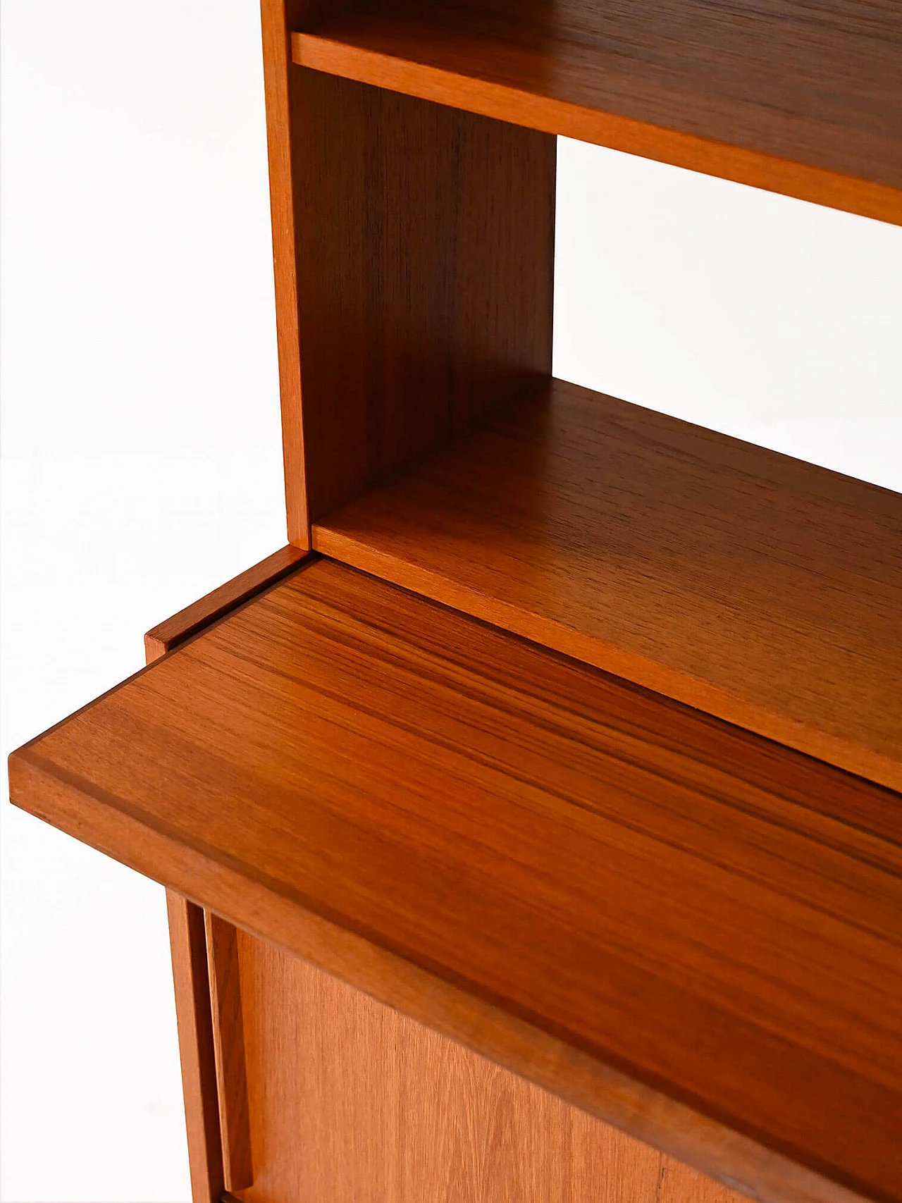 Libreria svedese in legno con scrittoio estraibile, anni '60 9