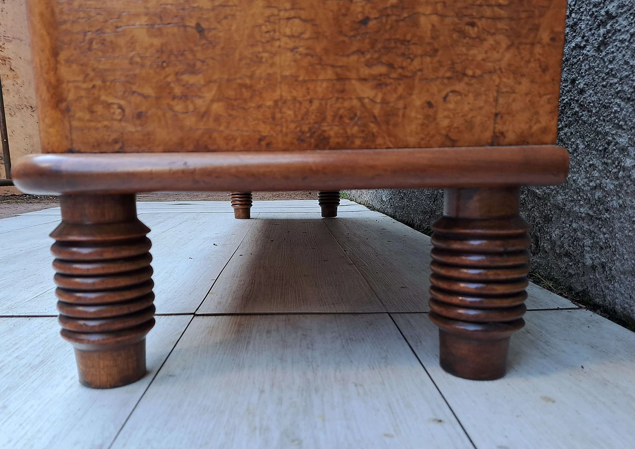 Credenza Art Déco in radica con piano in vetro bordeaux, anni '30 8