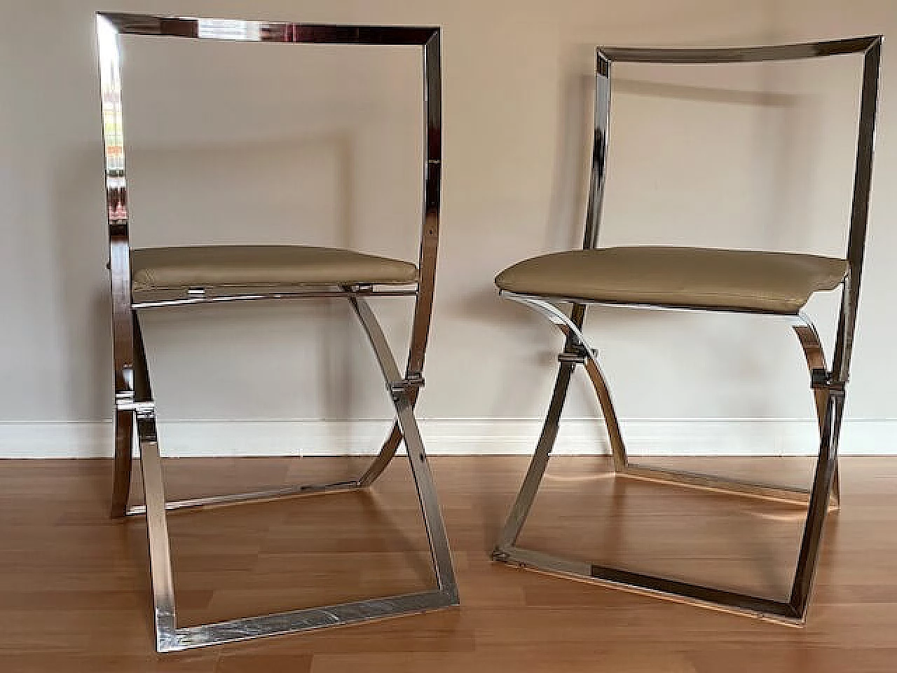 Pair of Luisa folding chairs by Marcello Cuneo for Mobel, 1970s 2