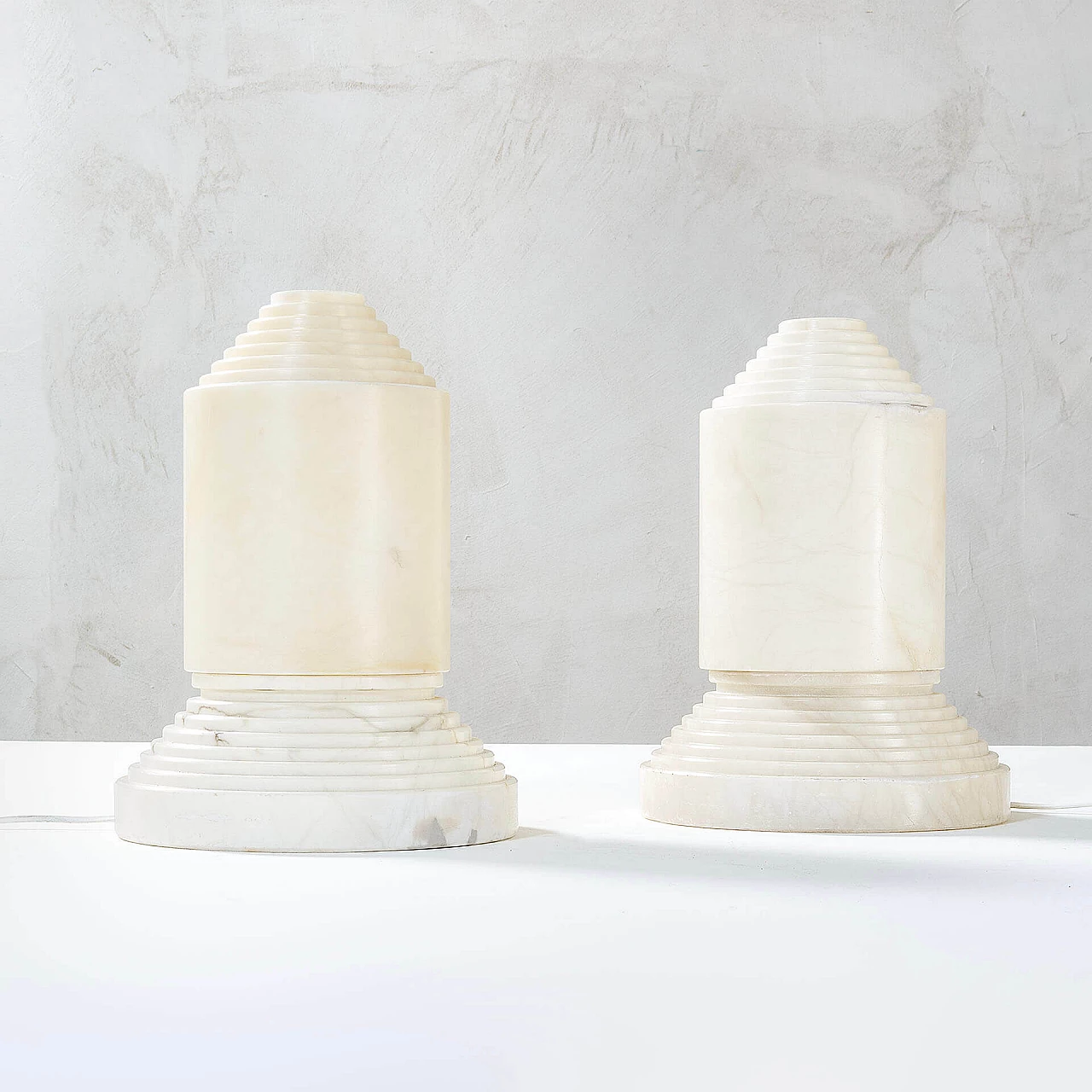 Coppia di lampade da tavolo in marmo bianco di Sergio Asti, anni '70 1