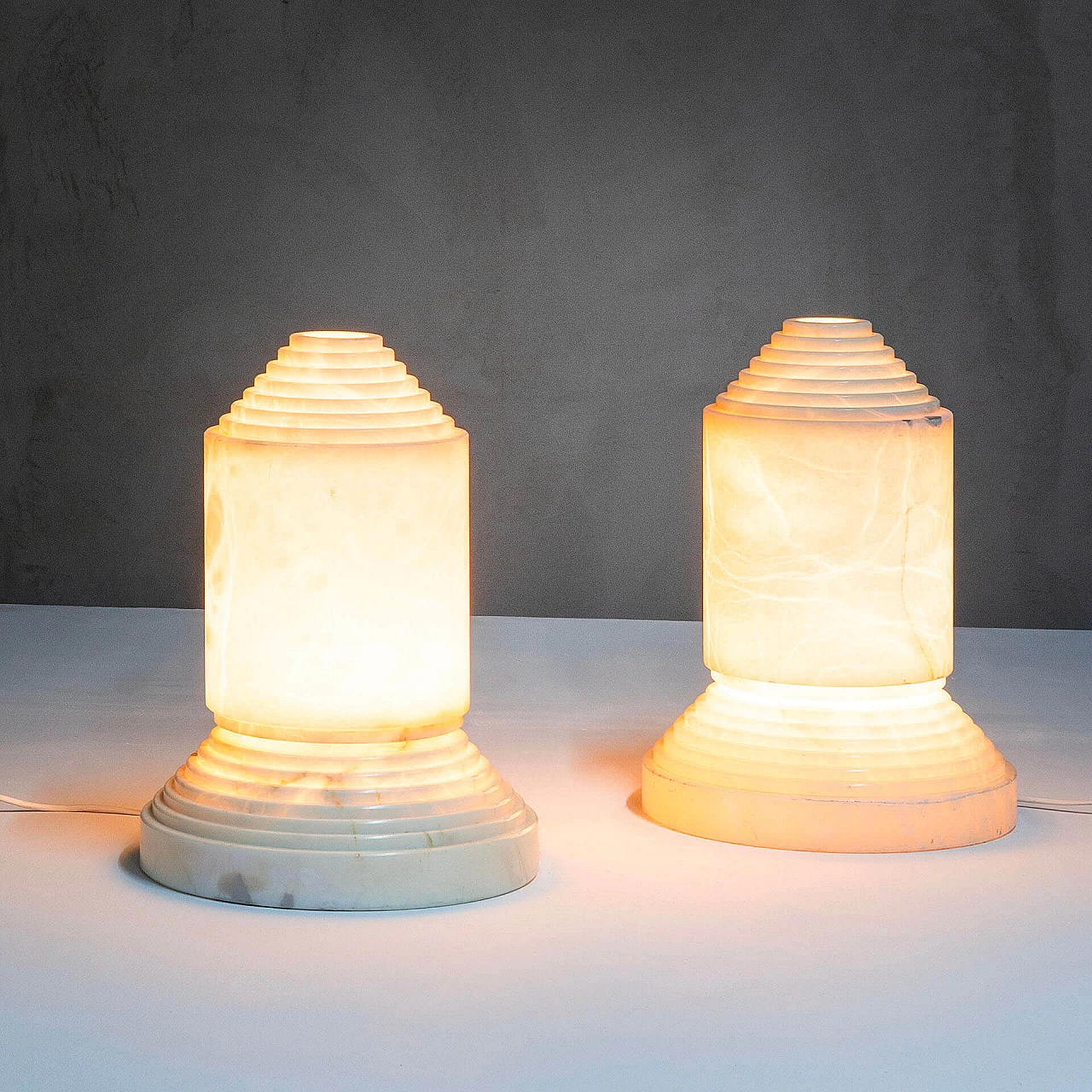 Pair of white marble table lamps by Sergio Asti, 1970s 2