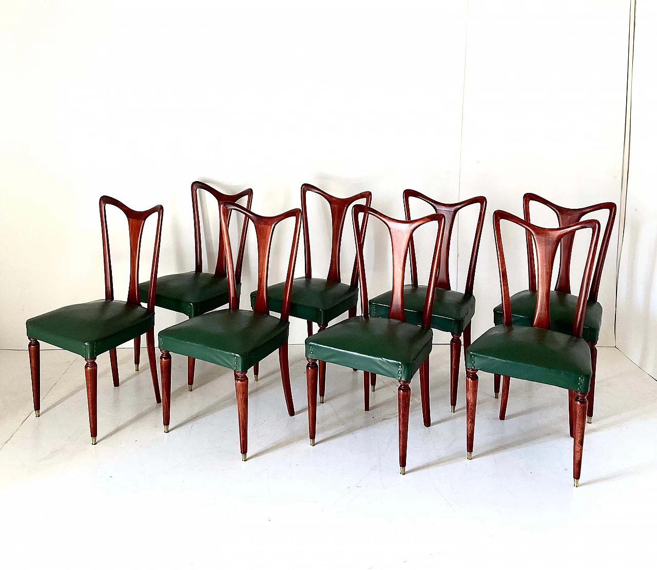 8 Bent walnut dining chairs by Gugliemo Ulrich, 1940s 1