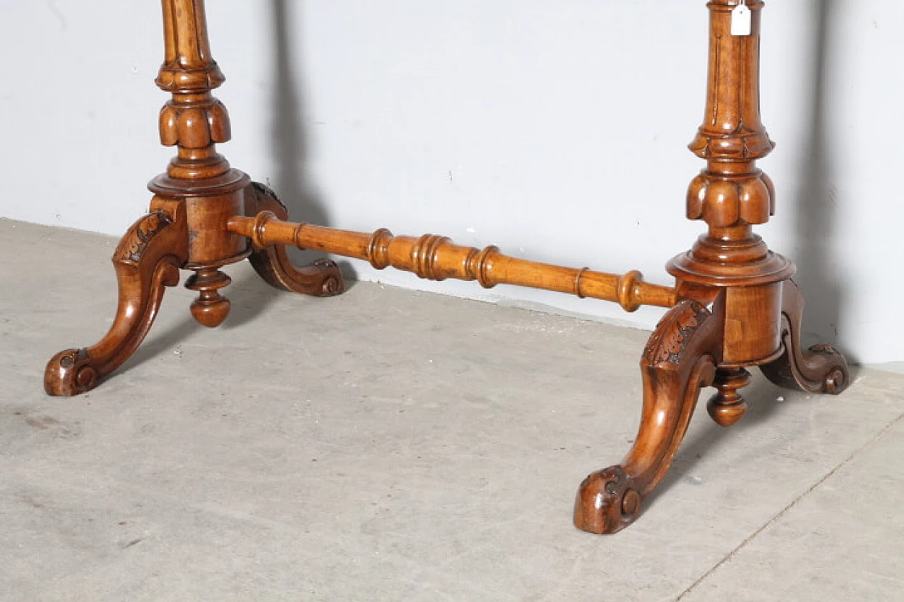 Walnut and burl coffee table with maple inlays, 19th century 5