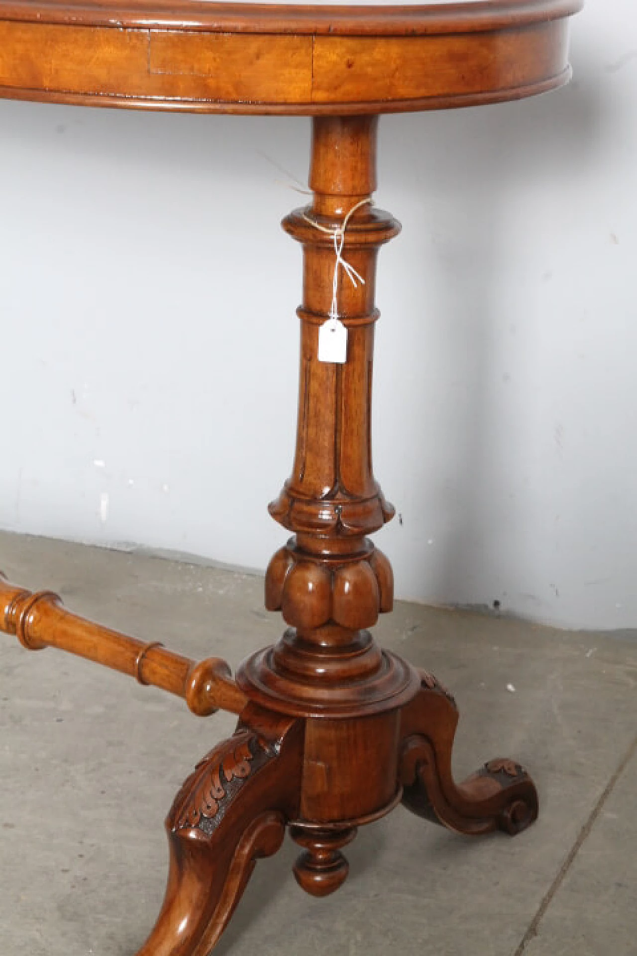Walnut and burl coffee table with maple inlays, 19th century 8