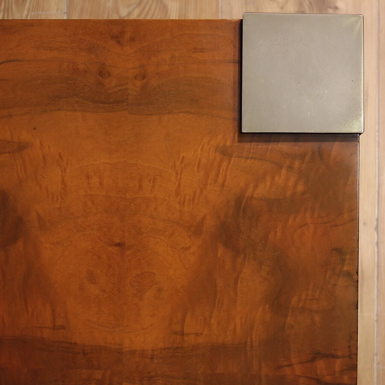 Coffee table with wooden top veneered in walnut with chromed metal legs, 1970s 7