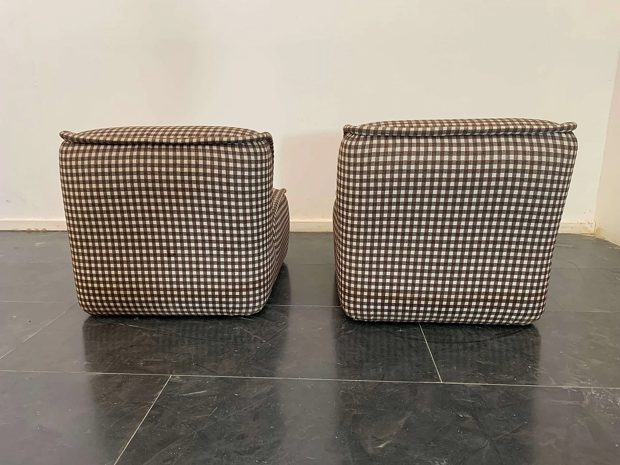 Pair of Calida armchairs by Giudici for Coim, 1970s 18