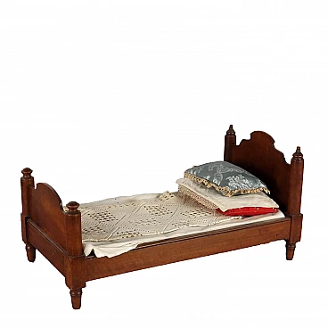 Mahogany and fabric bed model, late 19th century