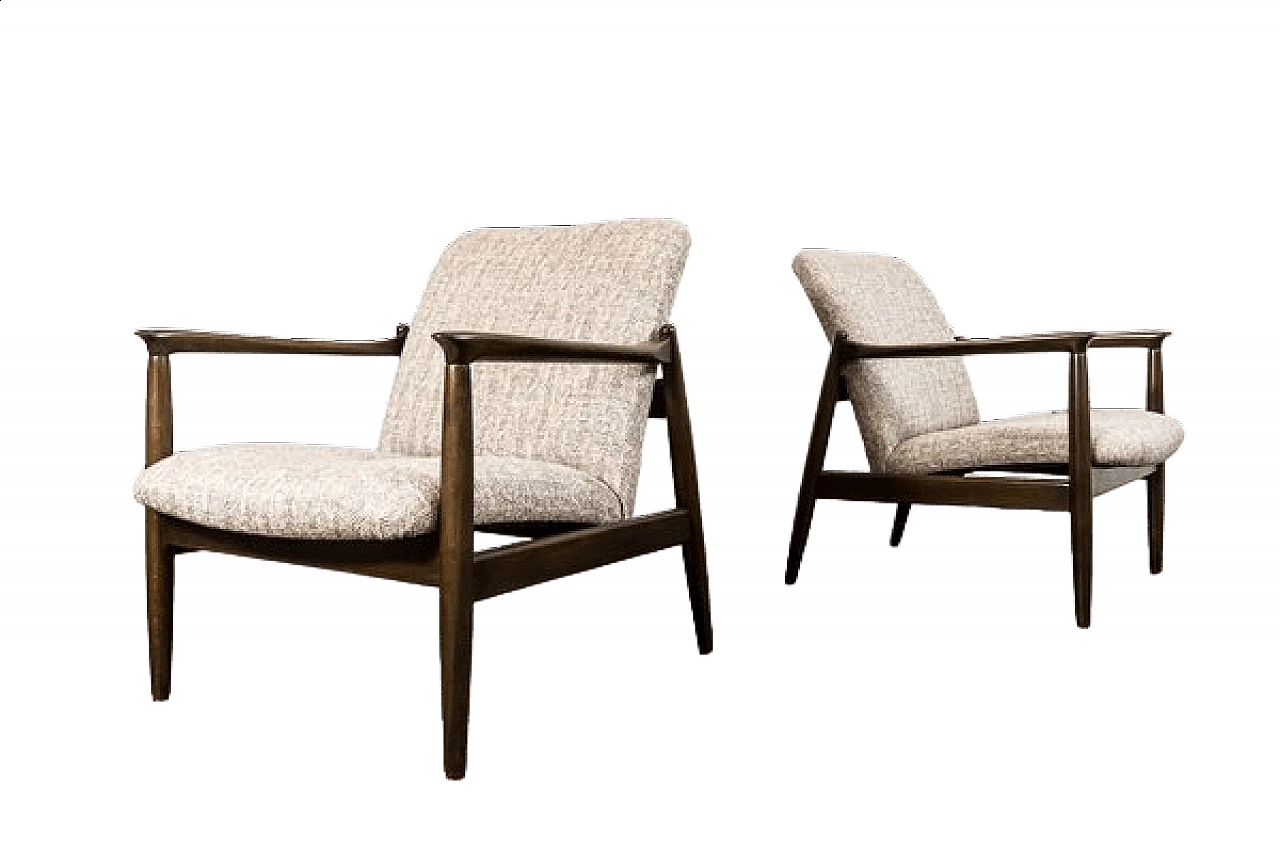 Coppia di poltrone GFM-64 in faggio di Edmund Homa per GFM, anni '60 22