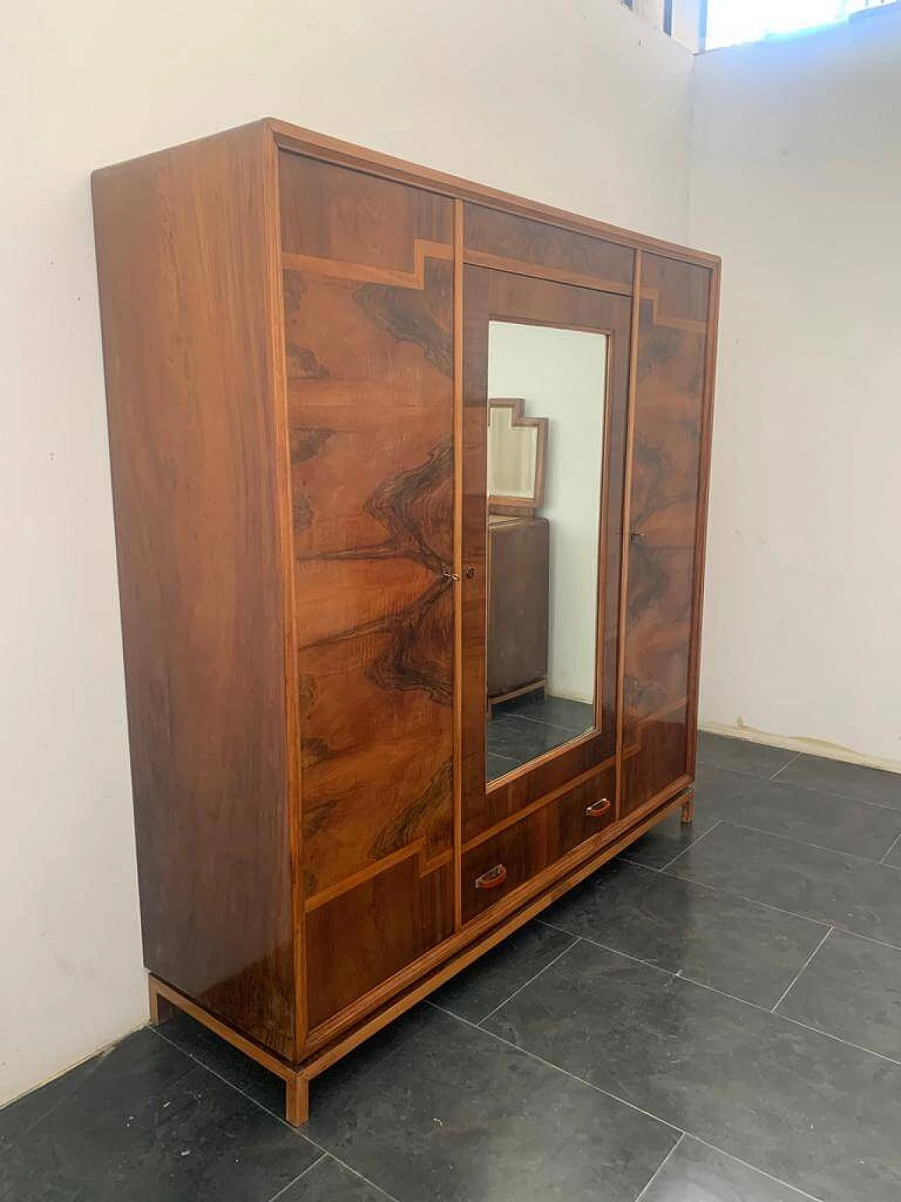 Art Deco wardrobe with mirror by Vezzani, 1930s 6