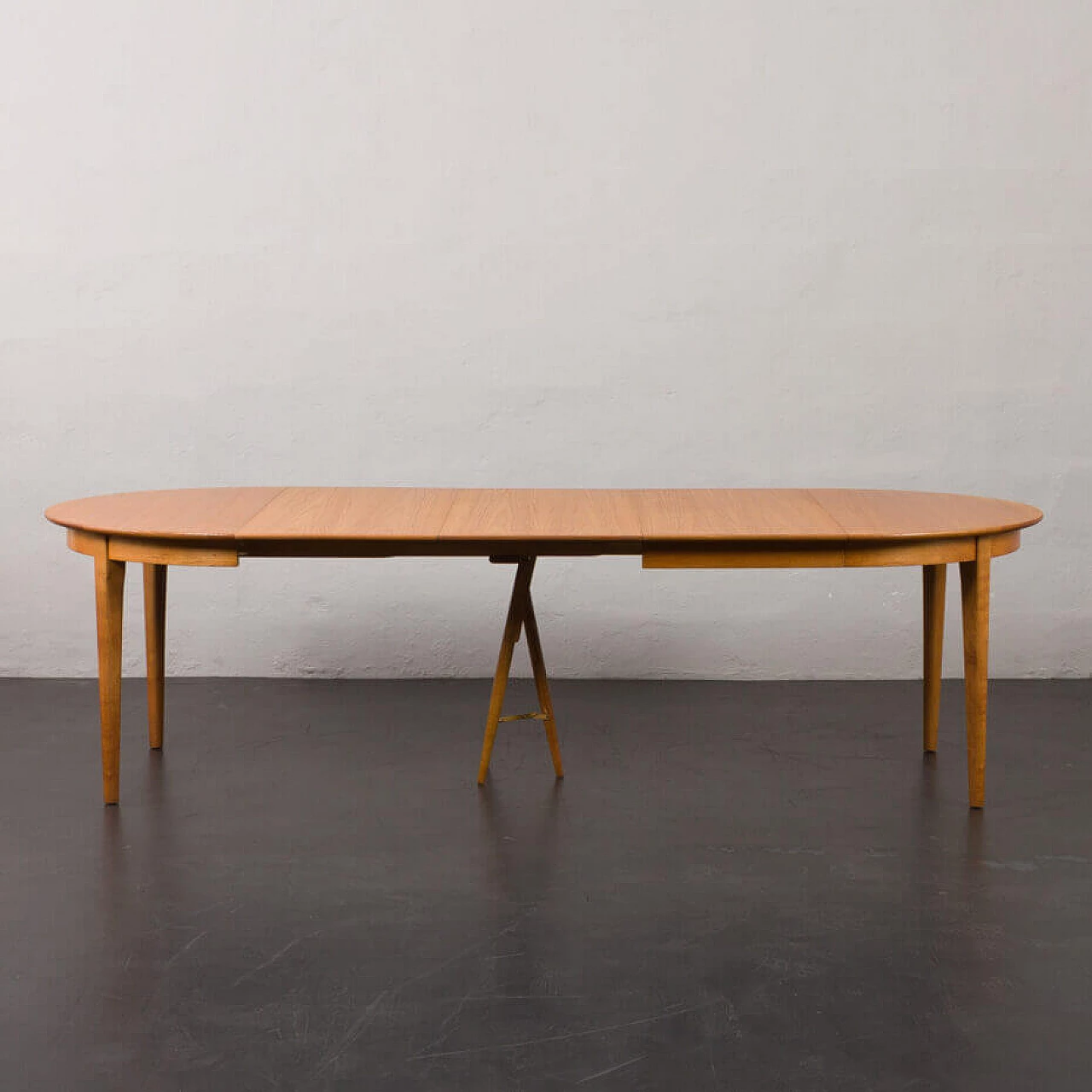 Extending oak table by Henning Kjærnulf for Soro Mobelfabrik, 1950s 6