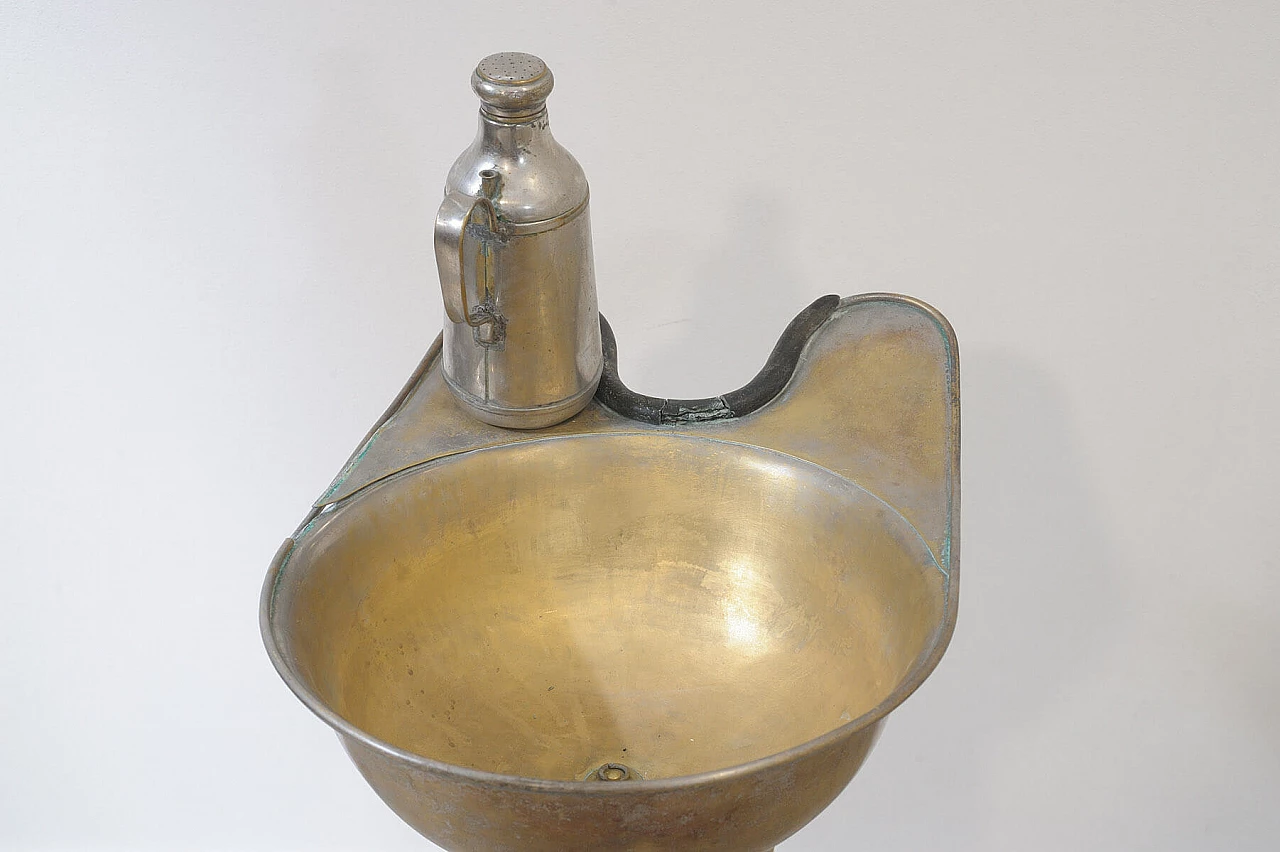 Metal hairdressing basin, early 20th century 7