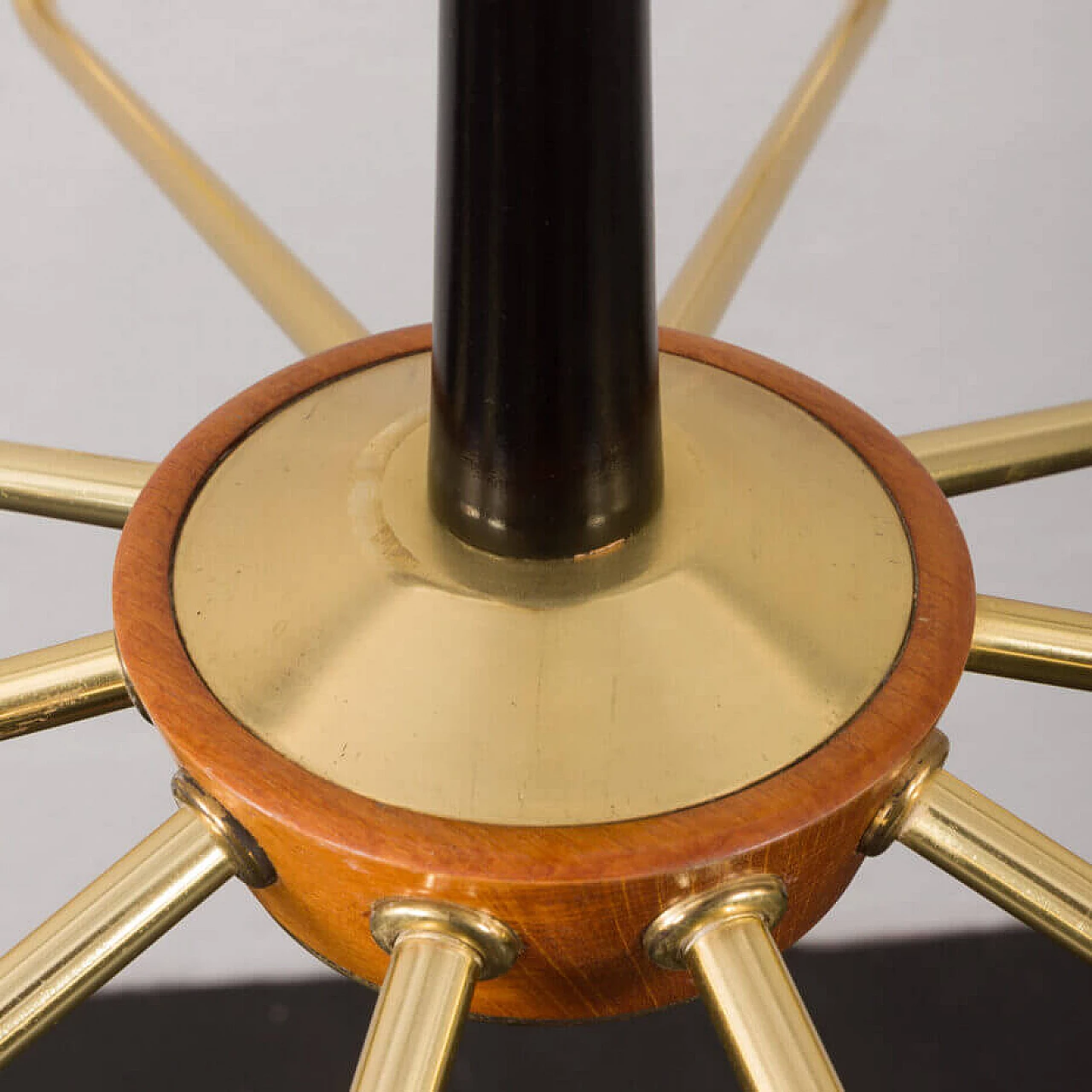 Lampadario in ottone stile Arlus con paralumi in vetro opalino fatti a mano, anni '60 5