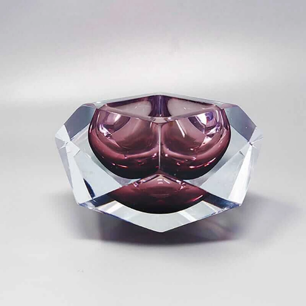 Purple Murano glass ashtray by Flavio Poli for Seguso, 1960s 1