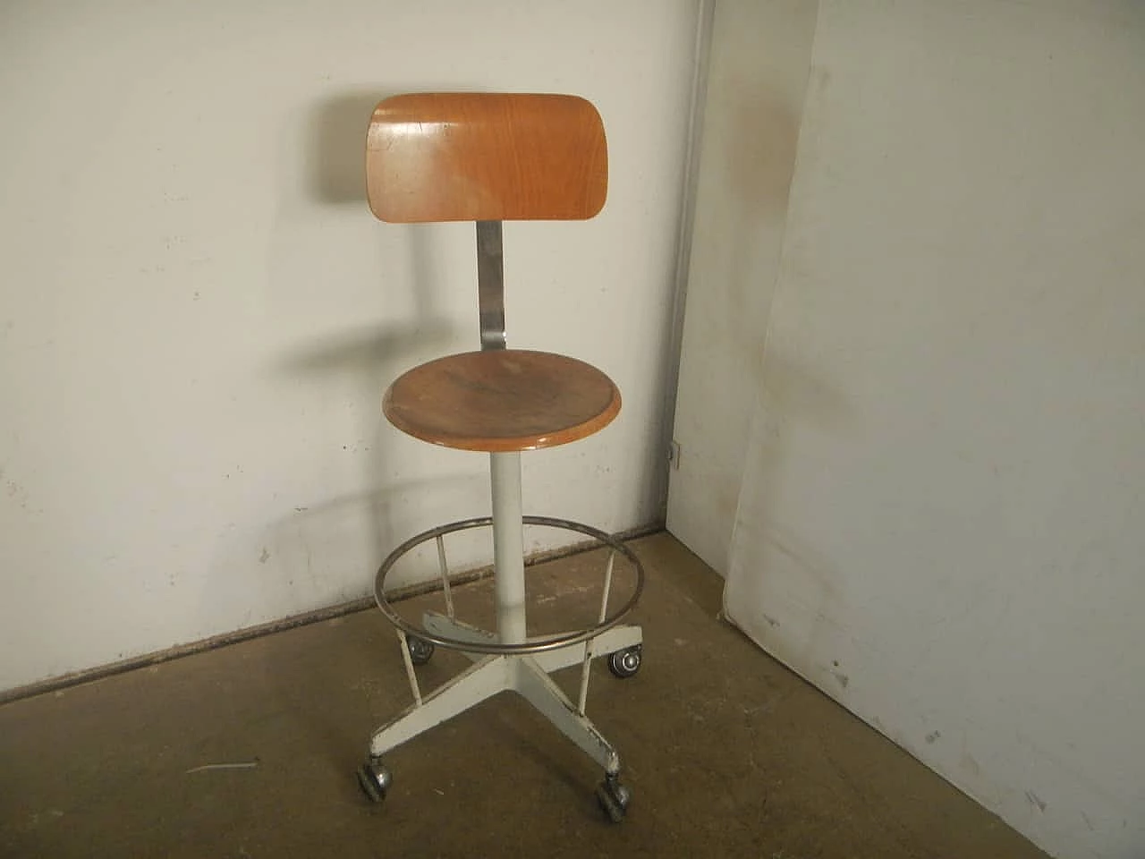Stool with backrest 1950 1
