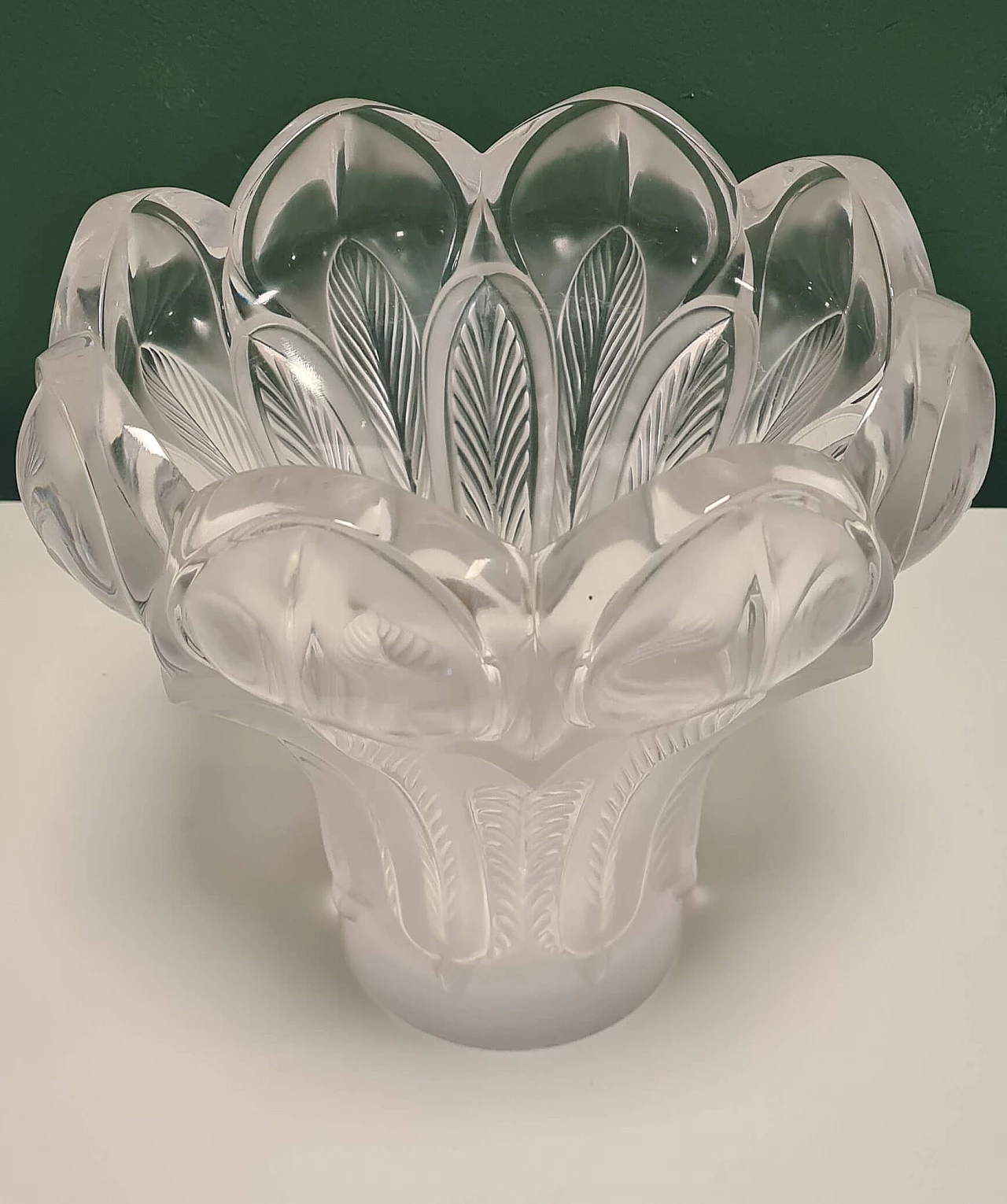 Esna glass vase by Lalique, 1980s 3