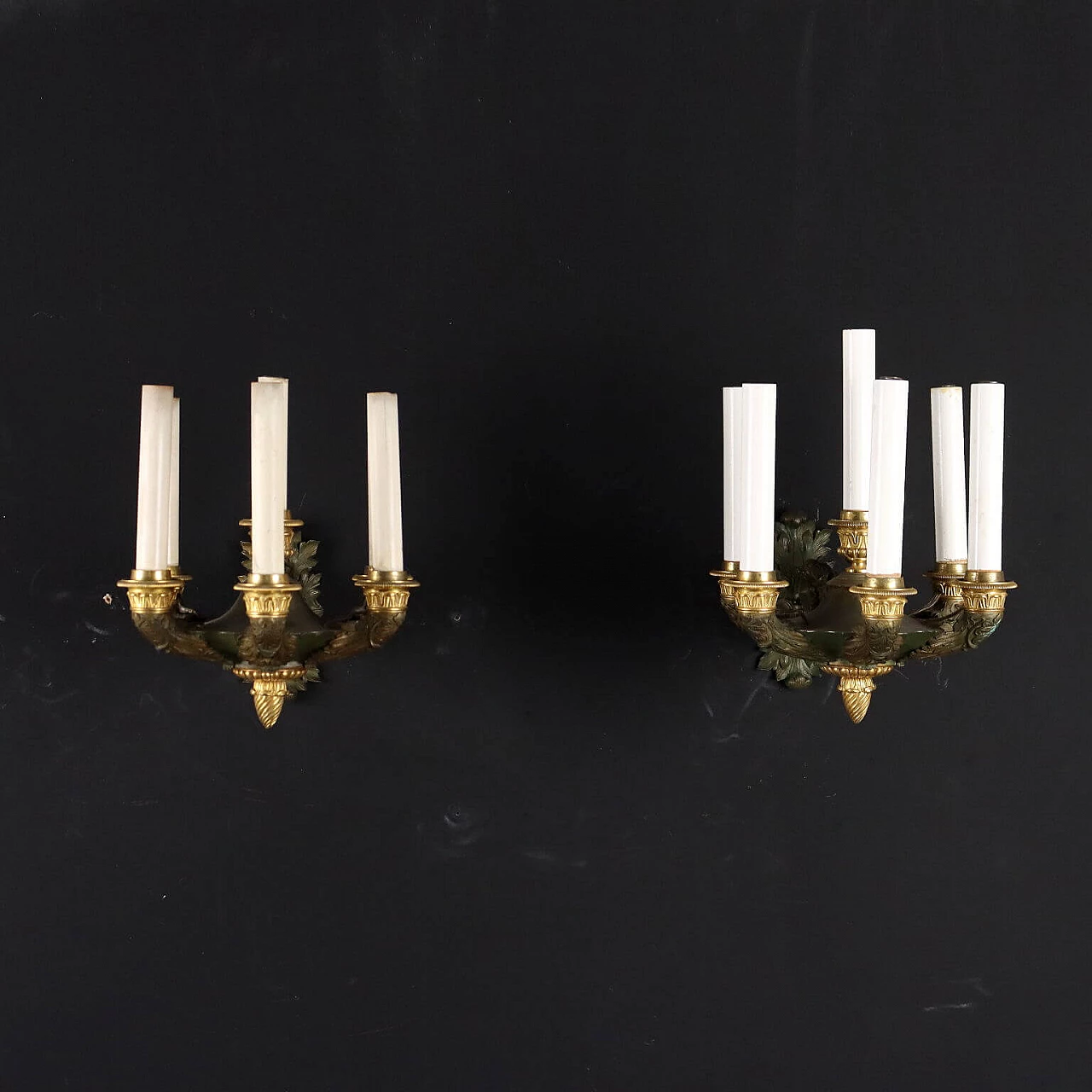 Coppia di applique stile Impero in bronzo brunito e dorato, inizio '900 1