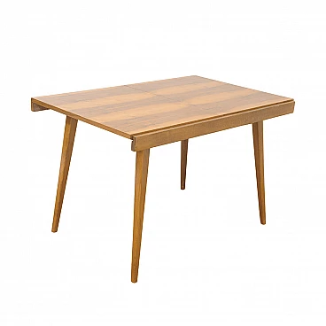 Tavolo pieghevole in noce di František Jirák per Tatra nábytok, anni '70