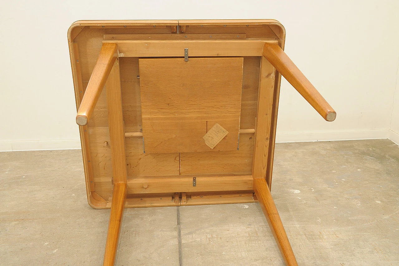 Tavolo da pranzo pieghevole in faggio di Jitona, anni '60 14
