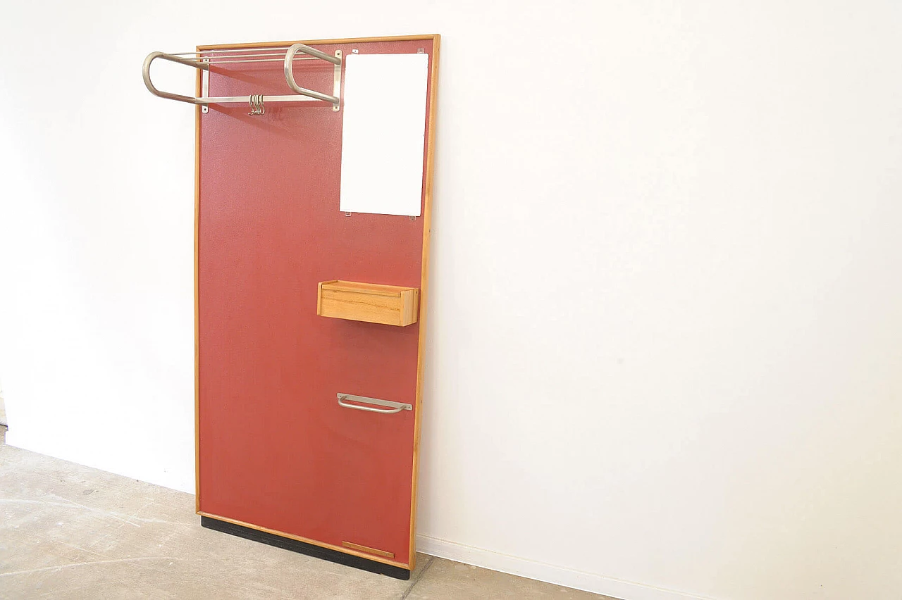 Appendiabiti in compensato, legno, similpelle e metallo di Drevokov, anni '50 4