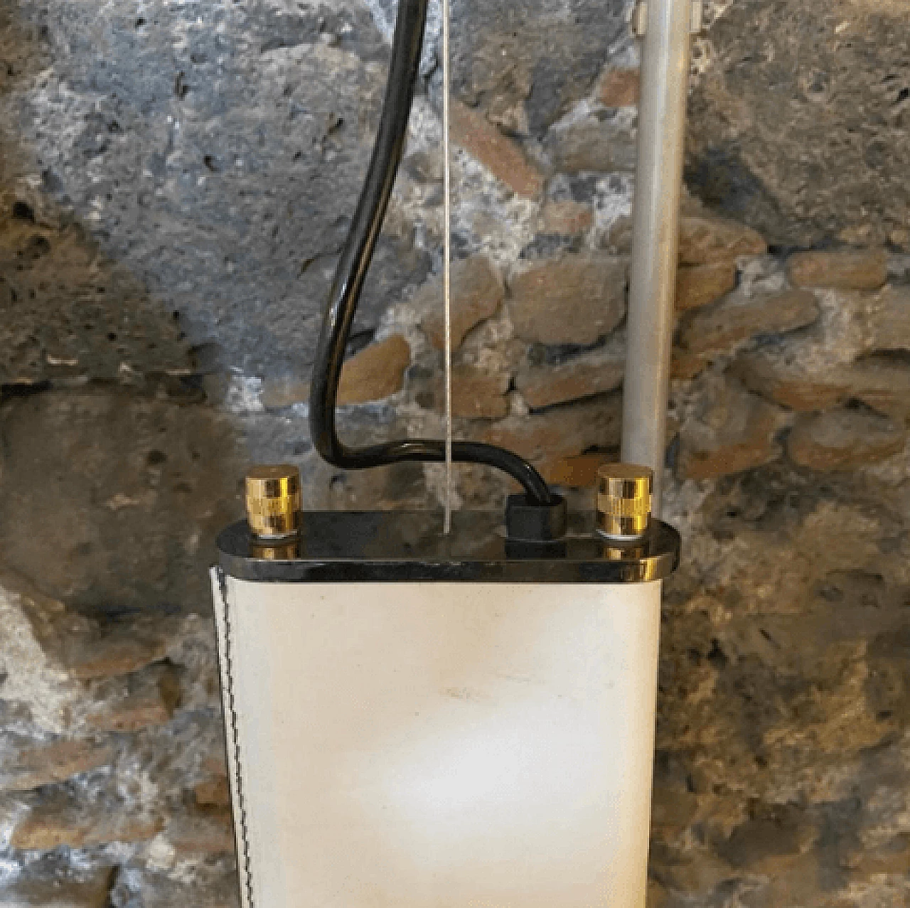 Lampadario a due luci in ottone e pelle, anni '80 5