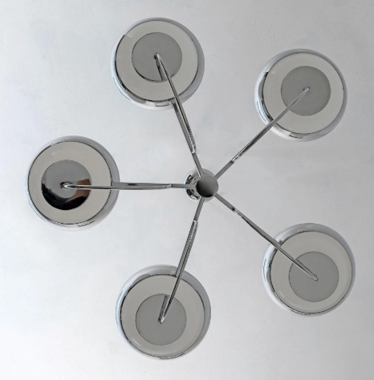 Blown glass and chromed metal chandelier by Lamperti, 1970s 7