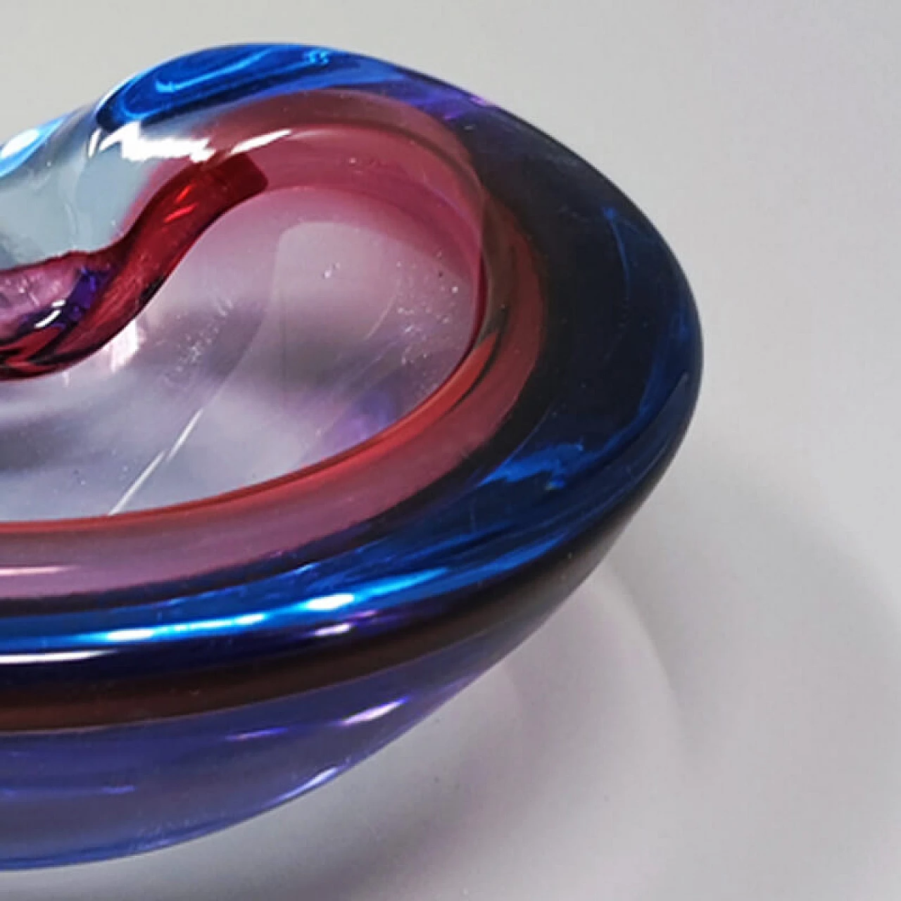 Ashtray by Flavio Poli for Seguso blue and pink, 1960s 7