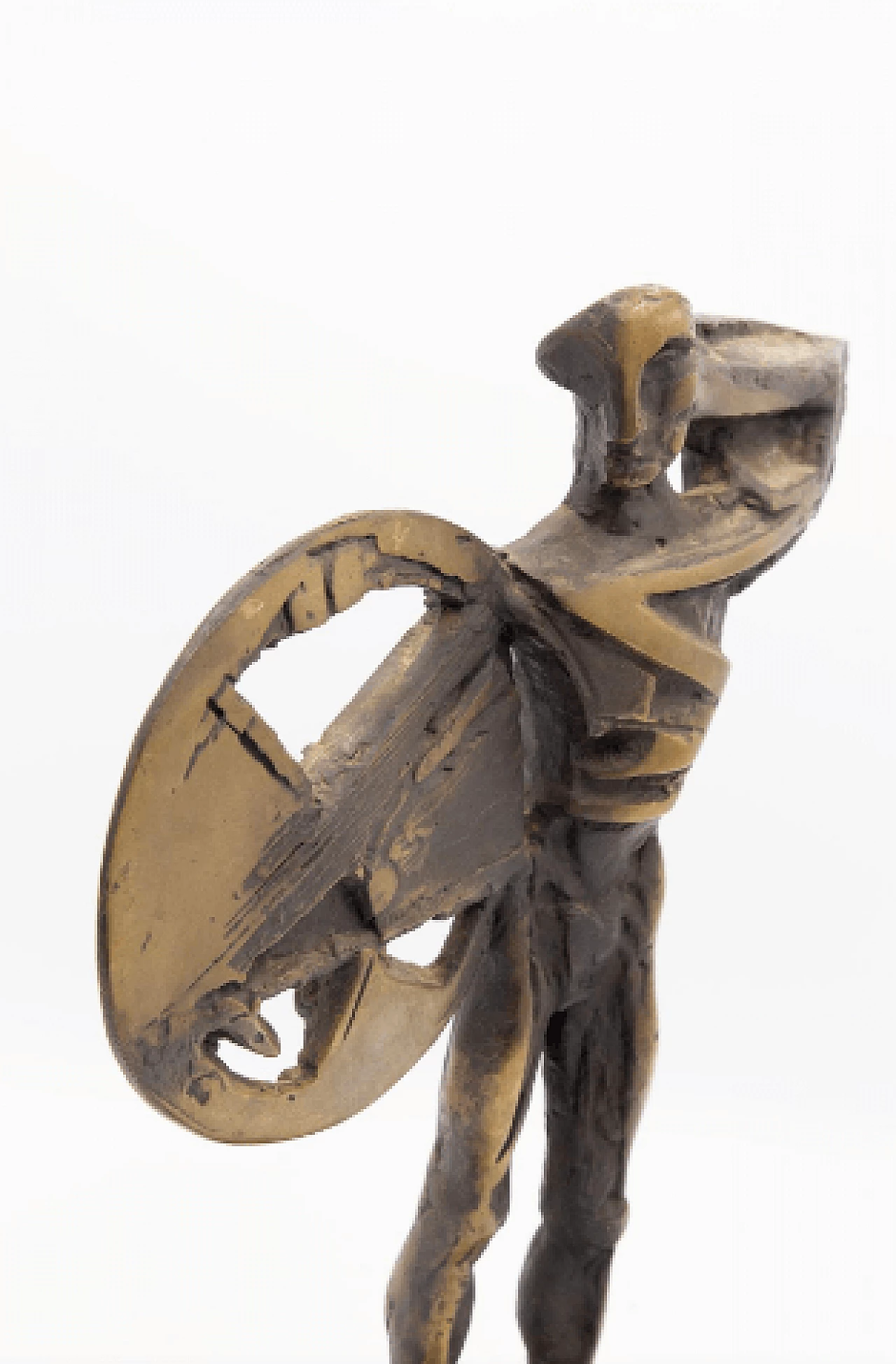 Scultura Futurista in bronzo di uomo con scudo, anni '30 6