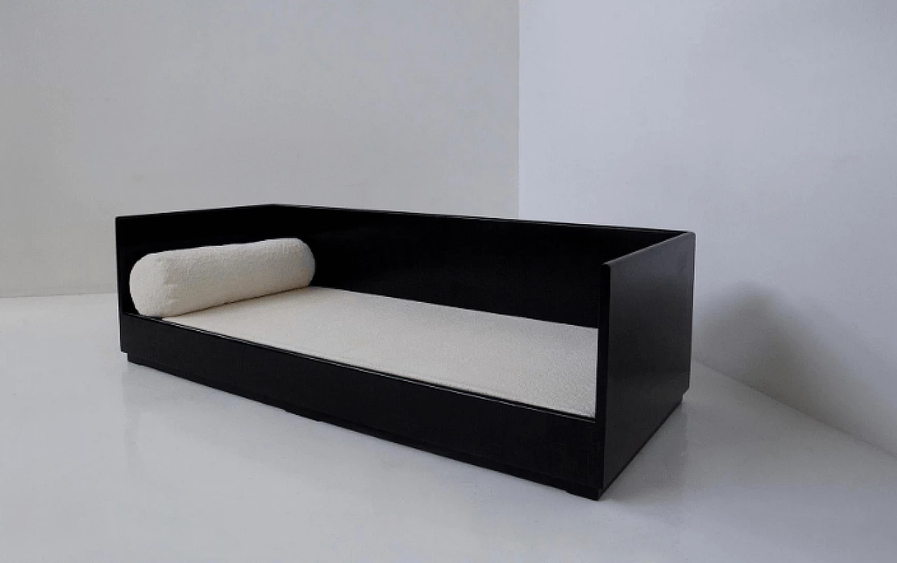 Divano letto in legno e tessuto bouclé bianco di Gavina, anni '70 13