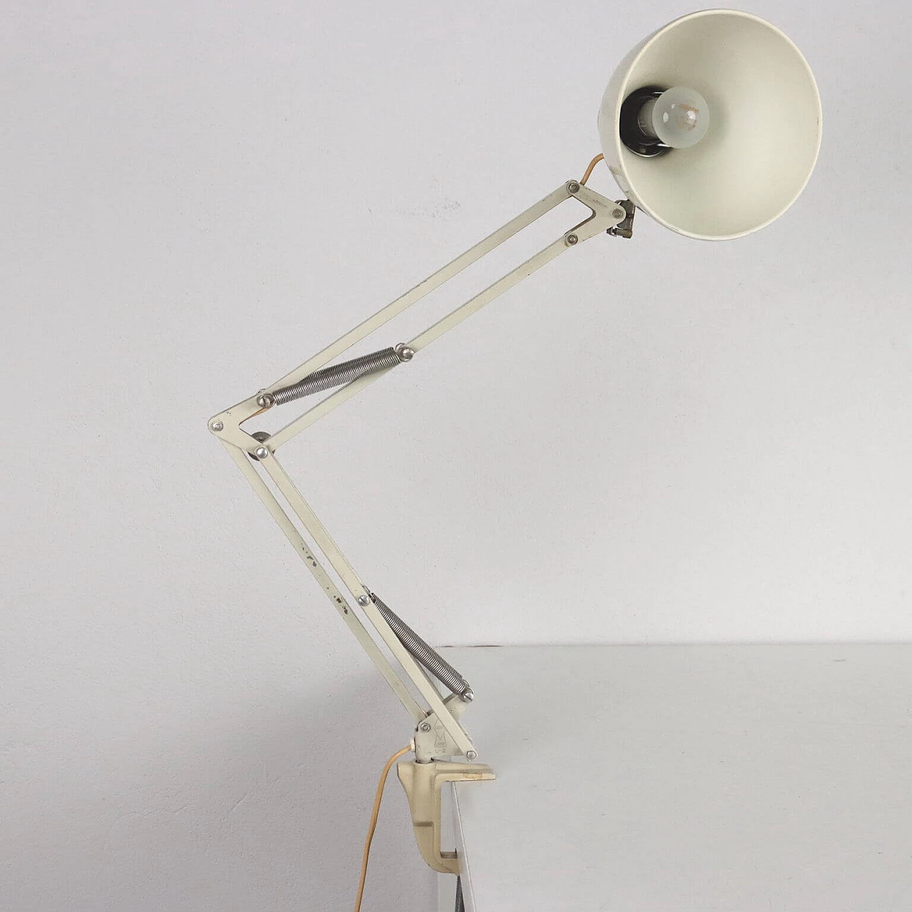 Naska Loris white table lamp by Luxo, 1970s 4