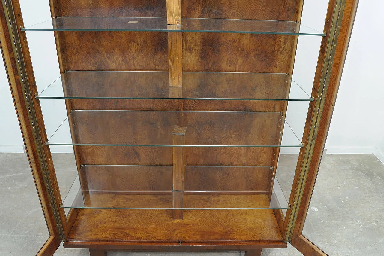 Vetrina Art Déco cecoslovacca in noce, anni '30 10
