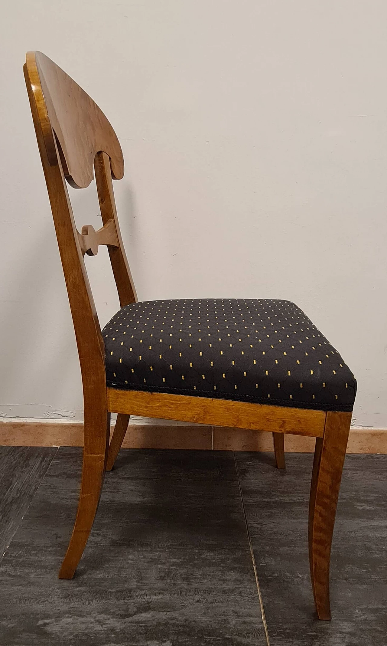 6 Sedie e tavolo allungabile Biedermeier in noce biondo, '800 12