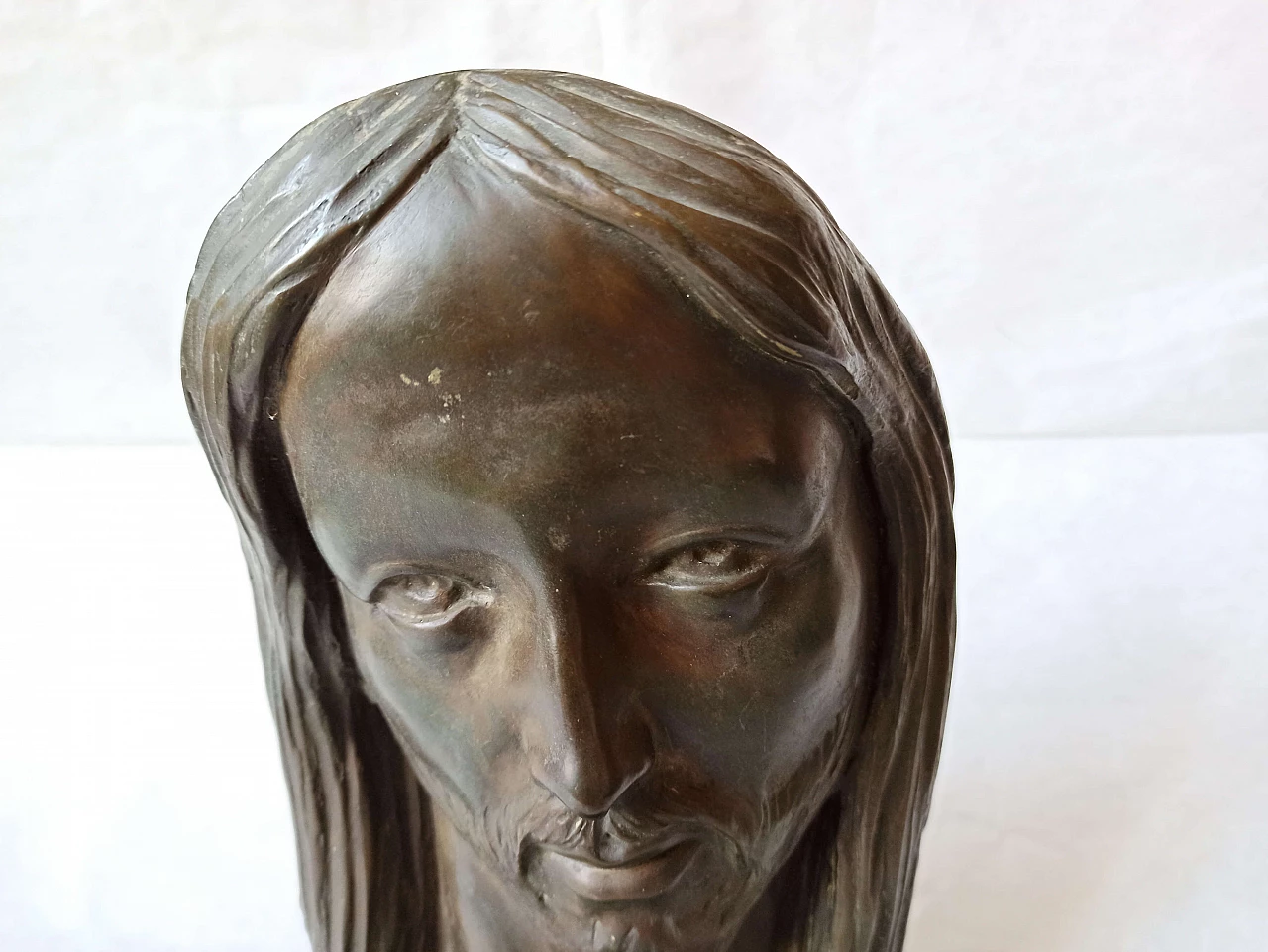 Velotti, volto di Cristo, scultura in bronzo su base in marmo, anni '40 4