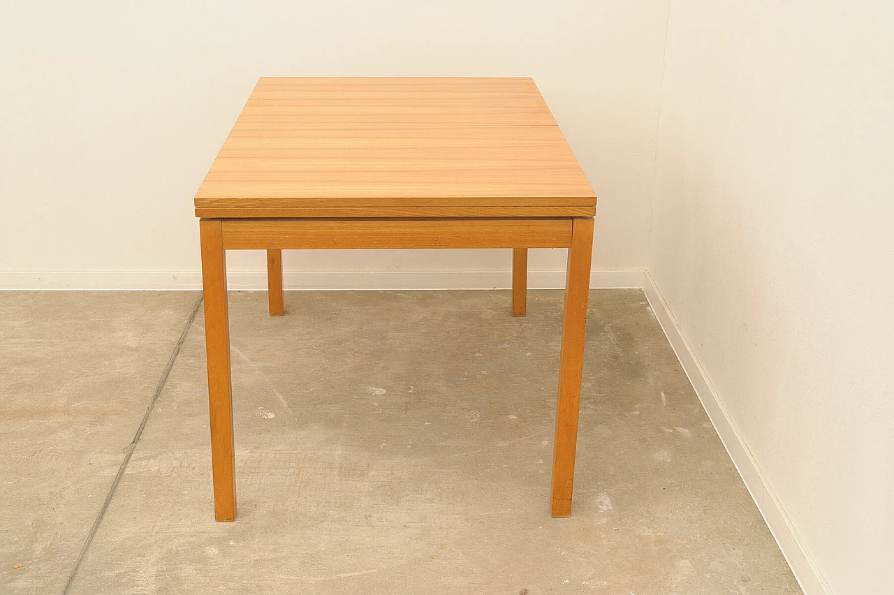 Tavolo da pranzo pieghevole in olmo di Jitona, anni '70 8