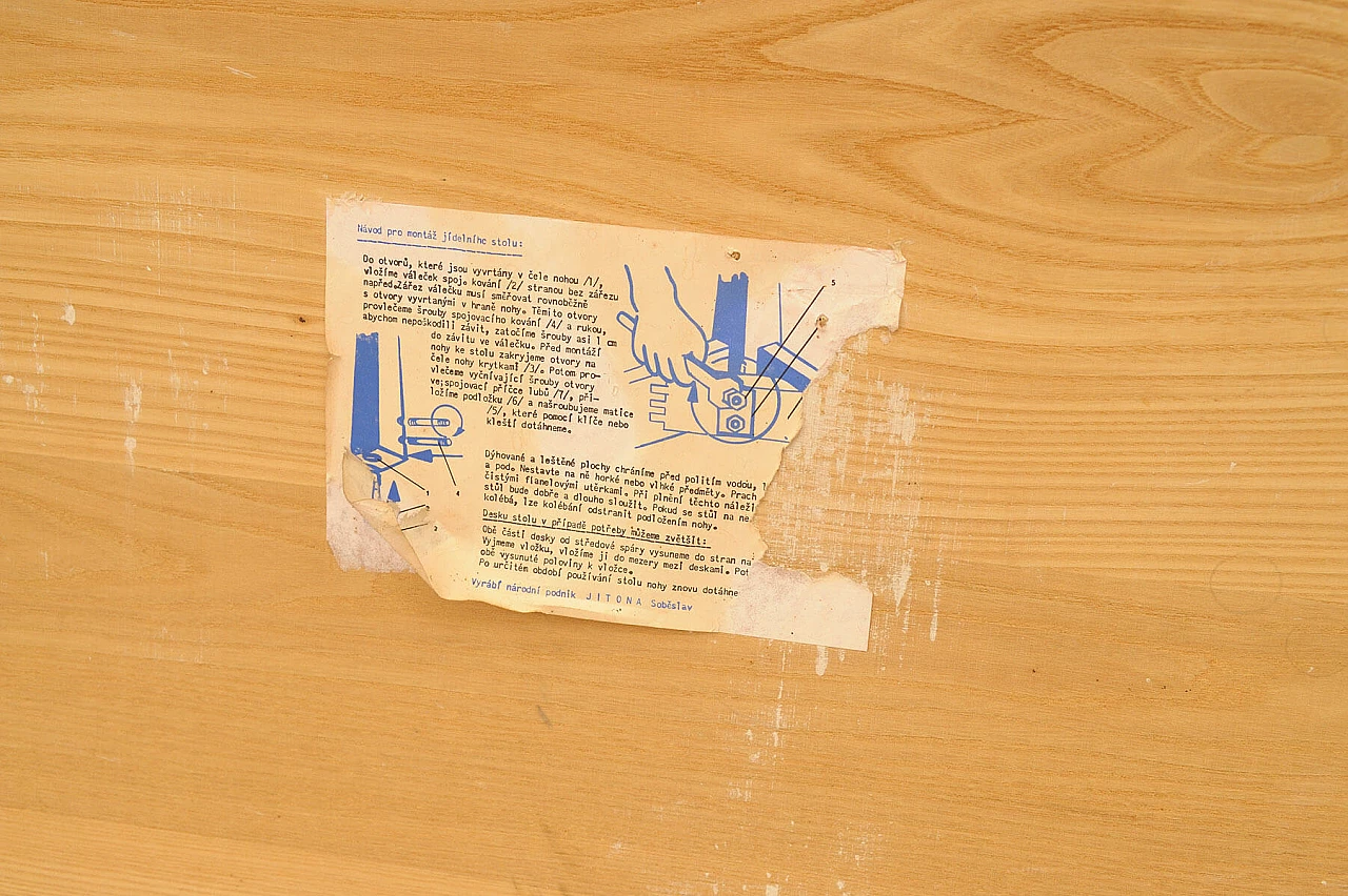 Tavolo da pranzo pieghevole in olmo di Jitona, anni '70 14