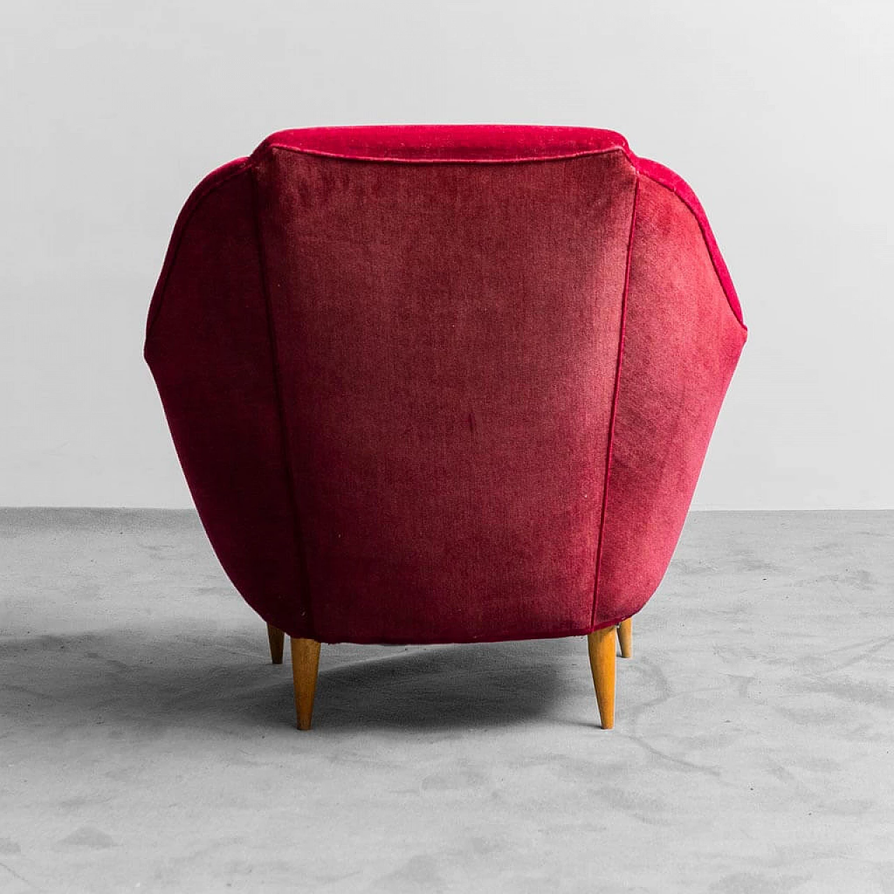 Pair of red velvet armchairs in the style of Ico Parisi, 1950s 10