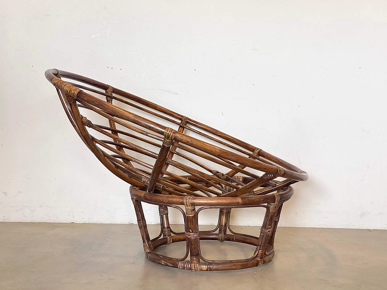 Poltrona in bambù con seduta rotonda, anni '70 2