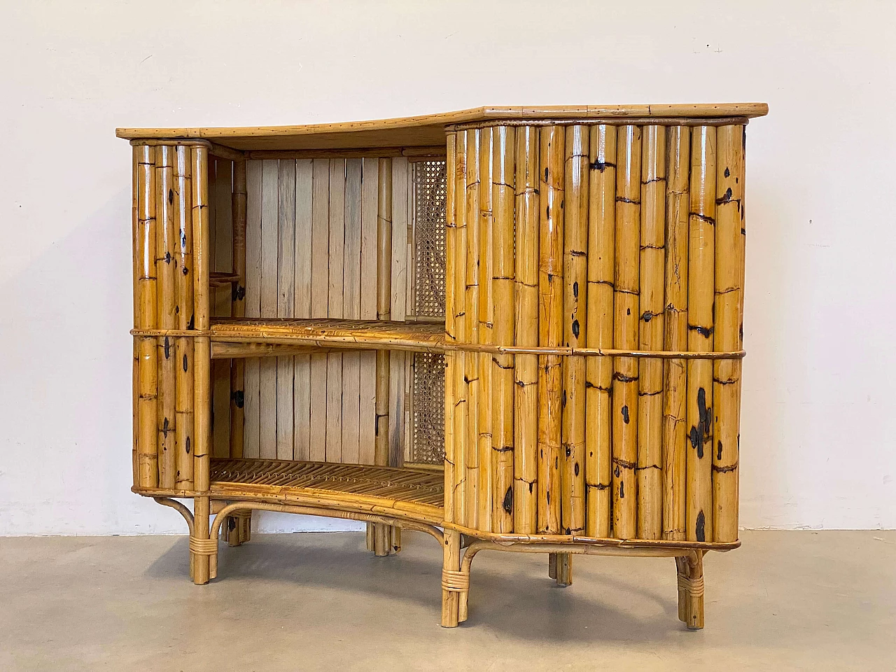 Reed and bamboo bar cabinet and pair of stools, 1970s 7