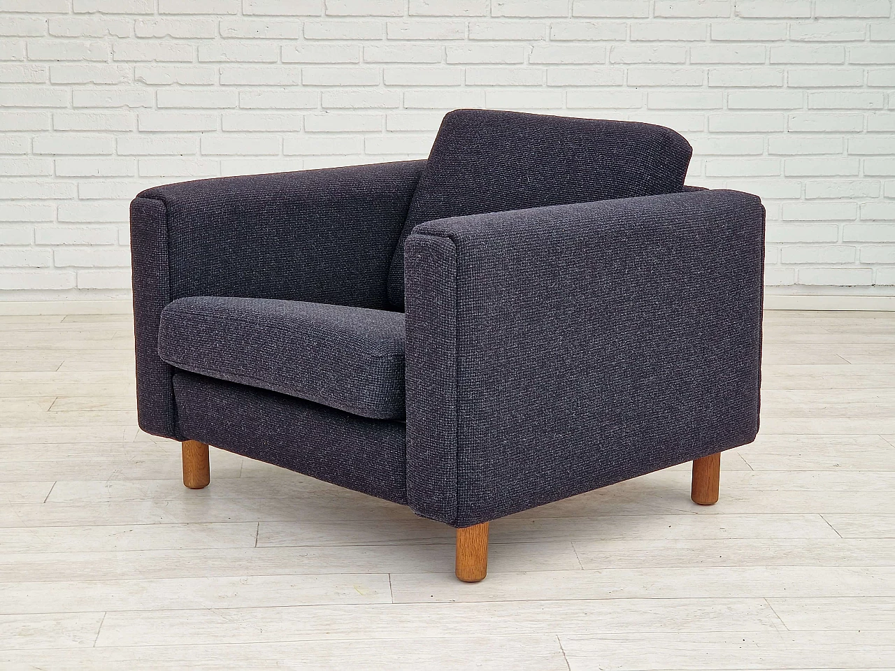 GE300 armchair by Hans J. Wegner for Getama, 1960s 8