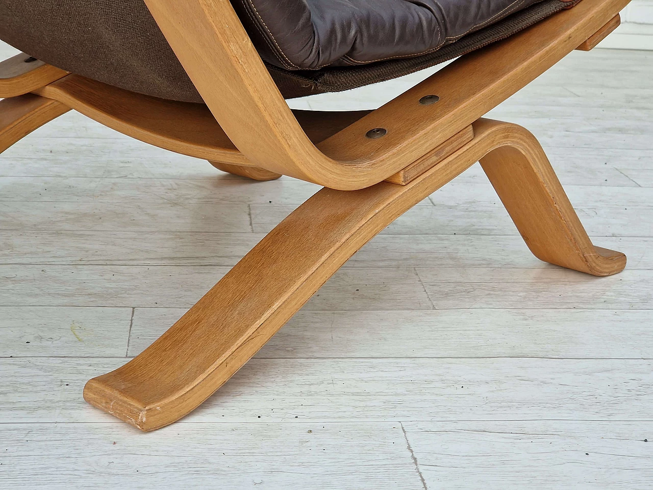 Plywood, leather and canvas Focus armchair by Bramin Møbler, 1970s 7